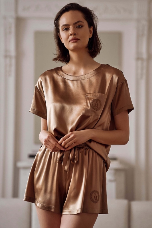 jedwabny komplet piżamowy, piżama z jedwabiu naturalnego,jedwabna koszulka i spodenki do spania, szorty z jedwabiu, jedwabna piżama damska, t-shirt z jedwabiu, jedwab do spania,jedwabny komplet.jpeg