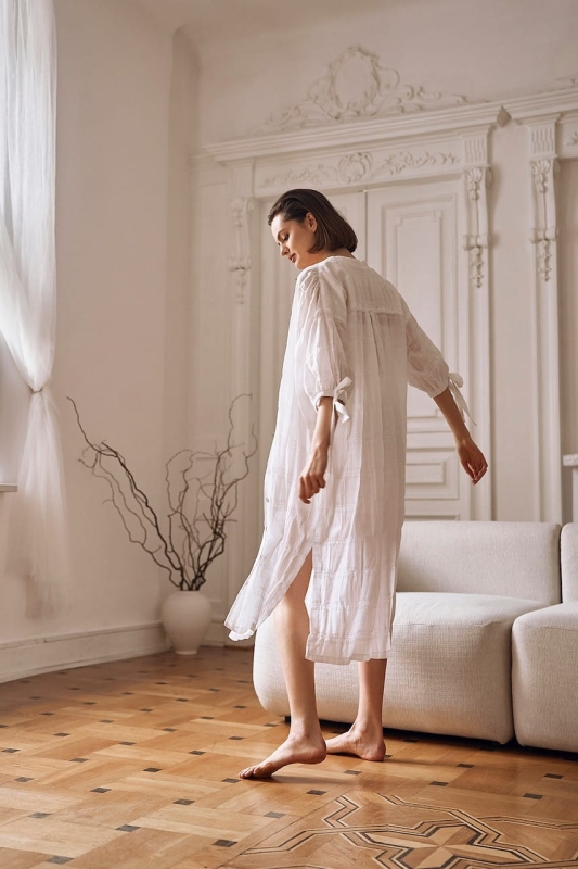 długa koszula plażowa,tunika plażowa damska, biała koszula plażowa,biała narzutka plażowa,sukienka plażowa damska.jpg