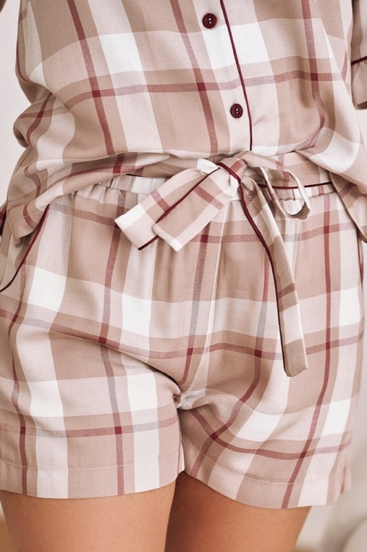 elegancka piżama damska,piżama damska w kratkę,piżama w kratę,najmodniejsza piżama damska,modna piżama damska,piżama z wiskozy.jpg