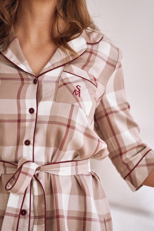 piżama damska w kratę,piżama damska z kołnierzykiem,elegancka piżama damska,premium piżama damska,piżama damska na prezent,elegancki prezent dla kobiety,piżama damska z kołnierzykiem.jpg