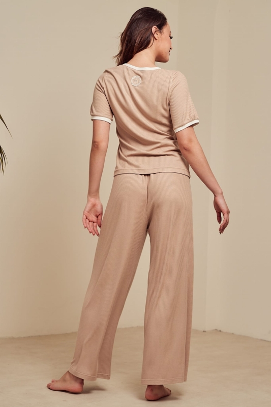 komplet damski homewear,elegancka piżama damska,piżama damska premium,modowa piżama damska,piżama na piżama party.jpg