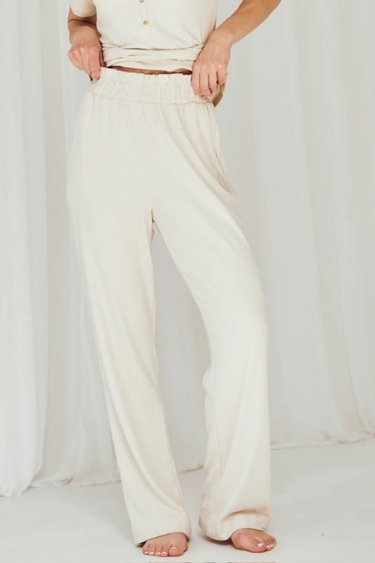 Bella spodnie i t-shirt.jpg