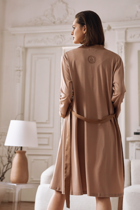 MORNING beżowy długi szlafrok.png