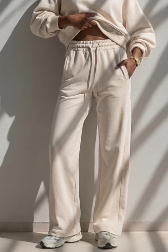 MUSE Vanilia SPODNIE DRESOWE z szeroką nogawką