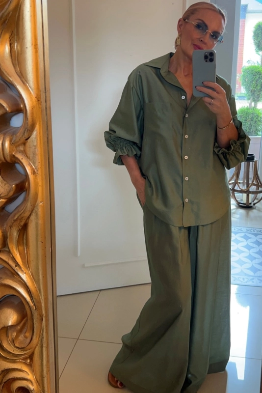 ST TROPEZ olive koszula i spodnie.jpg