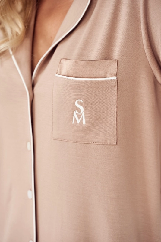Kieszonka koszuli z haftowanym monogramem Silk Milk