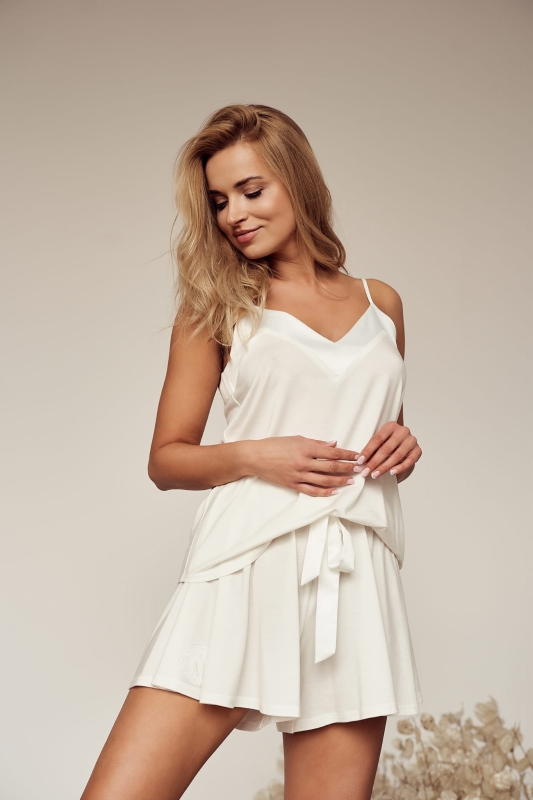 Morning,piżama damska, elegancka piżama, piżama ze spodenkami, spodenki do spania, bielizna nocna, eko piżama, bielizna ślubna.jpg